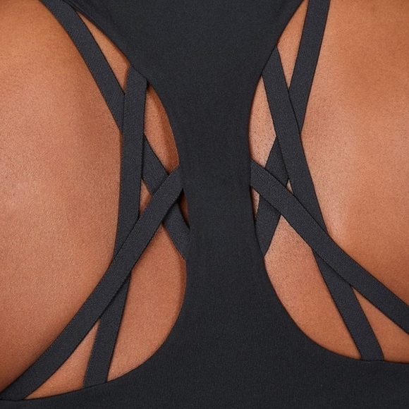 Fabletics black strappy back sports bra - Picture 2 of 6